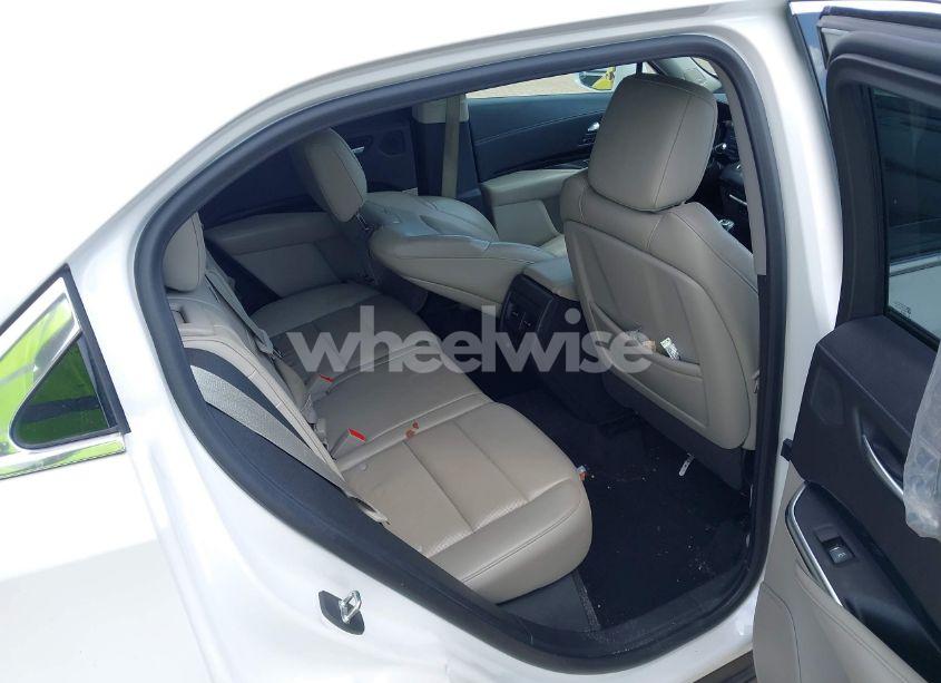 Photo 8 of 2019 Cadillac Xt4 PREMIUM LUXURY (VIN 1GYFZDR48KF131619)