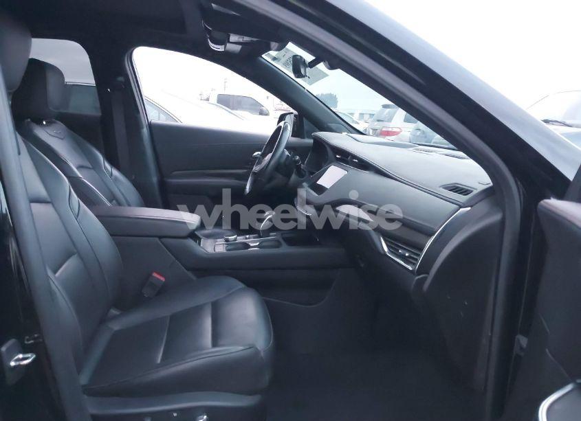 Photo 5 of 2019 Cadillac Xt4 SPORT (VIN 1GYFZER41KF199623)