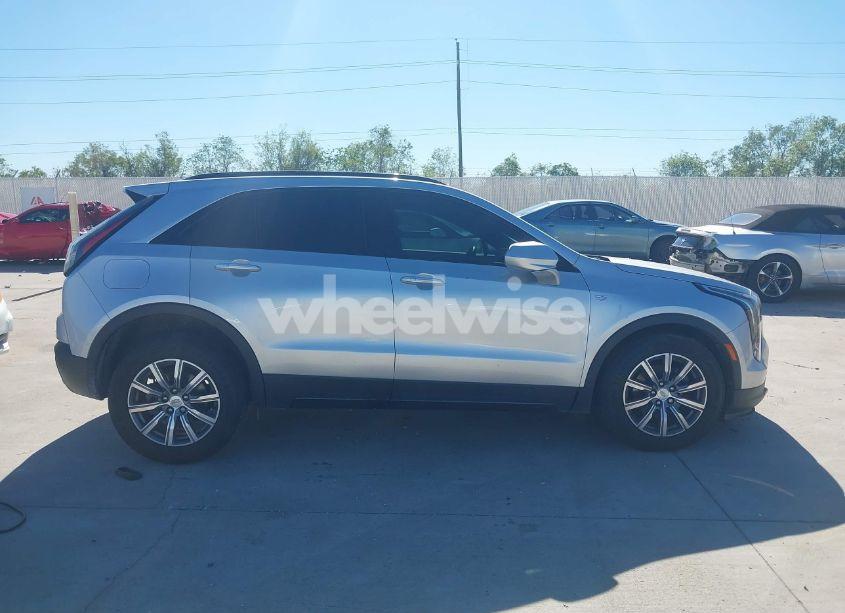 Photo 13 of 2019 Cadillac Xt4 SPORT (VIN 1GYFZER47KF213315)