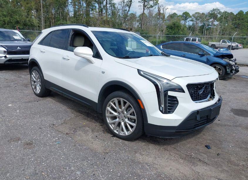 2019 Cadillac Xt4 SPORT (VIN 1GYFZFR44KF198519) main photo