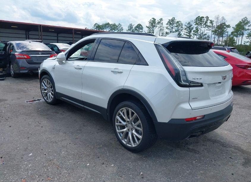 Photo 3 of 2019 Cadillac Xt4 SPORT (VIN 1GYFZFR44KF198519)