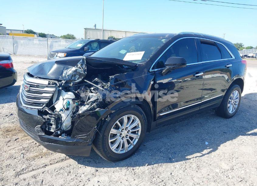 Photo 2 of 2018 Cadillac Xt5 STANDARD (VIN 1GYKNARS1JZ241299)