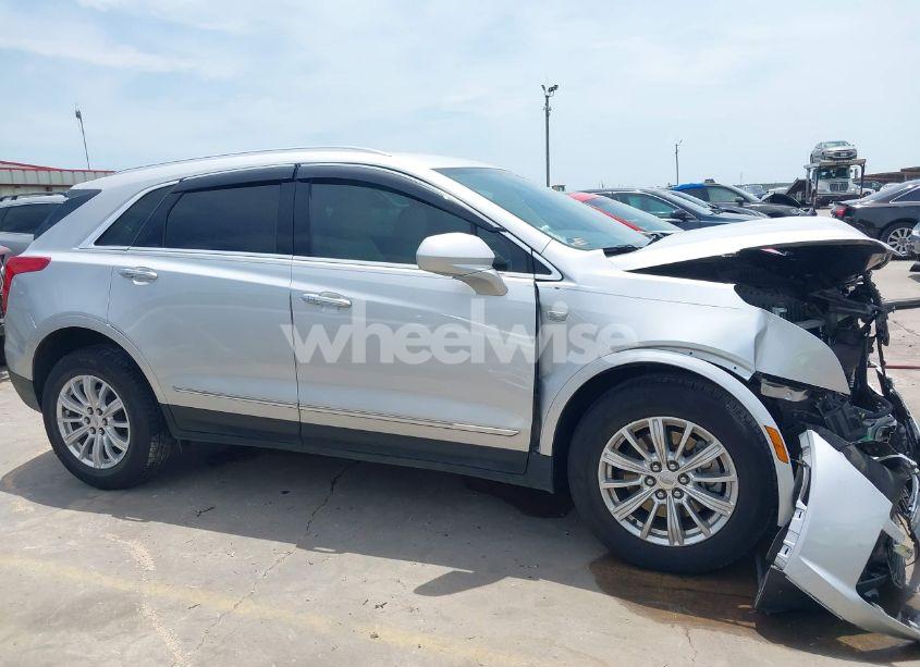 Photo 14 of 2019 Cadillac Xt5 STANDARD (VIN 1GYKNARS1KZ235391)