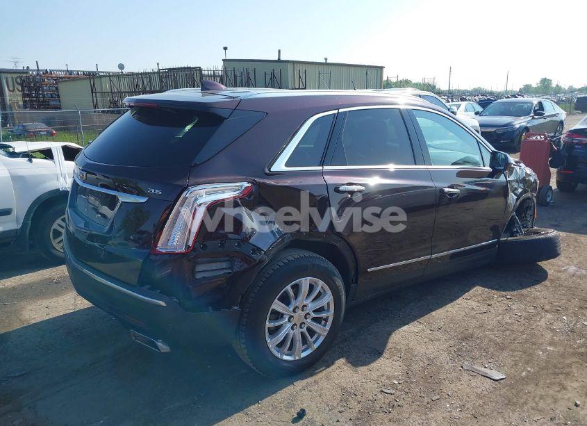 Photo 4 of 2018 Cadillac Xt5 STANDARD (VIN 1GYKNARS2JZ145570)