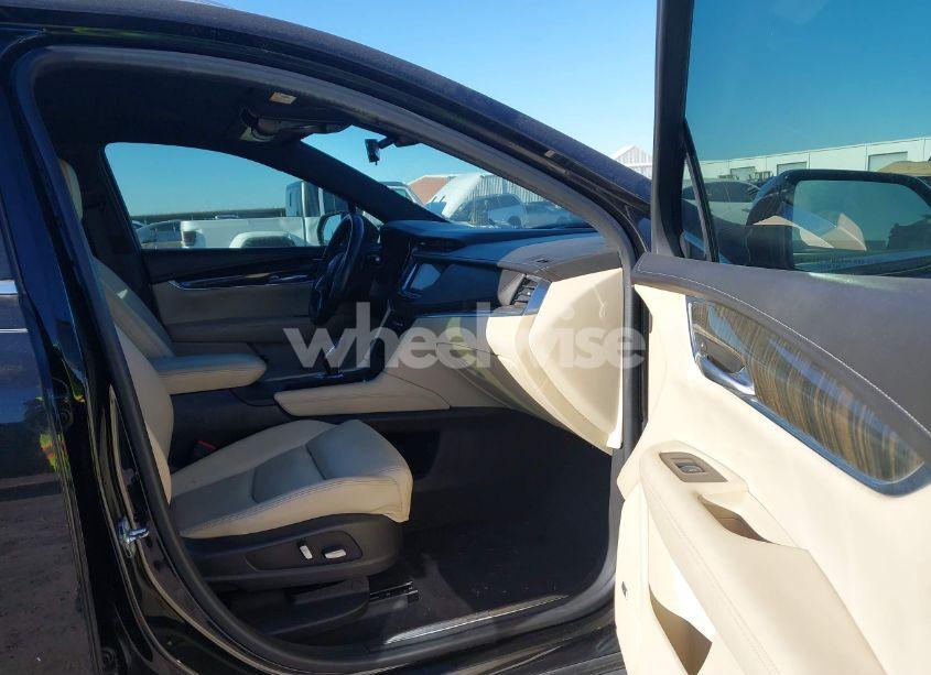 Photo 5 of 2017 Cadillac Xt5 STANDARD (VIN 1GYKNARS3HZ122969)