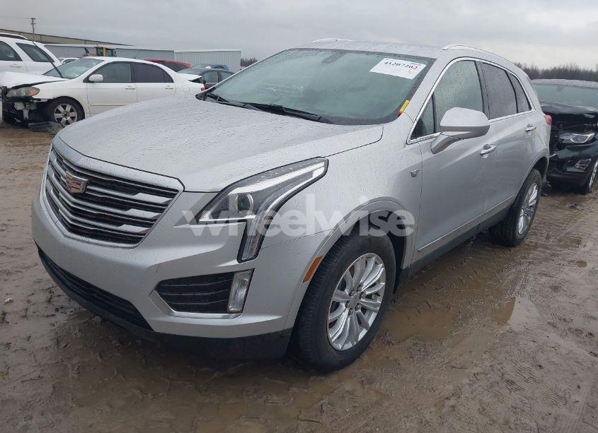 Photo 2 of 2018 Cadillac Xt5 STANDARD (VIN 1GYKNARS3JZ205629)