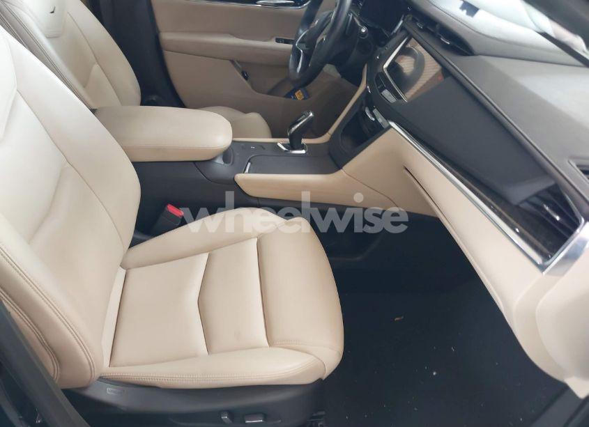 Photo 5 of 2017 Cadillac Xt5 STANDARD (VIN 1GYKNARS4HZ177155)