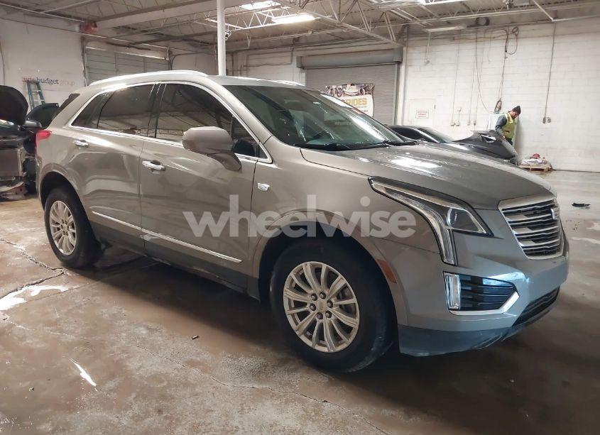 2019 Cadillac Xt5 STANDARD (VIN 1GYKNARS4KZ189278) main photo