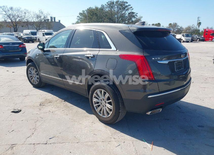 Photo 3 of 2019 Cadillac Xt5 STANDARD (VIN 1GYKNARS5KZ143510)