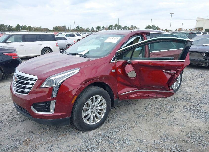 Photo 2 of 2018 Cadillac Xt5 STANDARD (VIN 1GYKNARS7JZ228606)