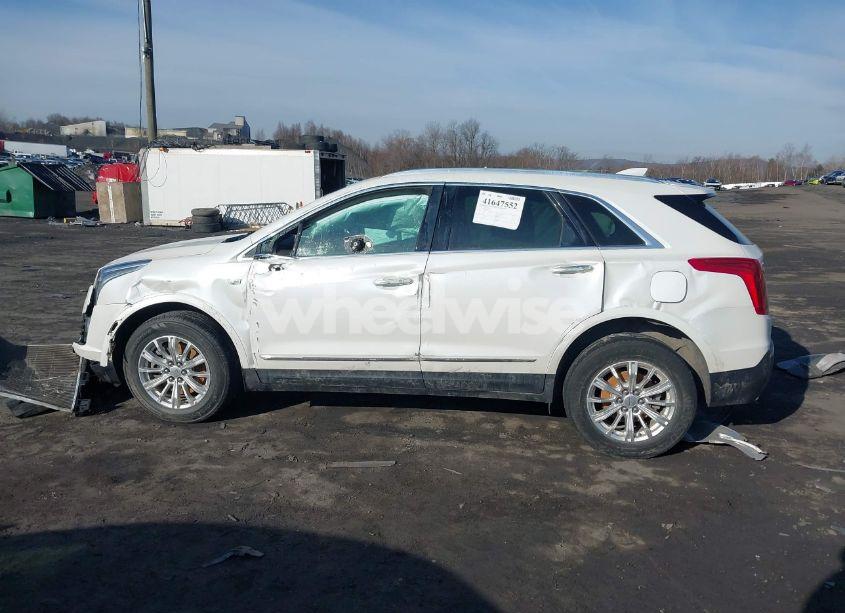 Photo 14 of 2018 Cadillac Xt5 STANDARD (VIN 1GYKNARS8JZ125257)