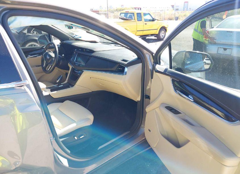 Photo 5 of 2018 Cadillac Xt5 STANDARD (VIN 1GYKNARS8JZ133505)