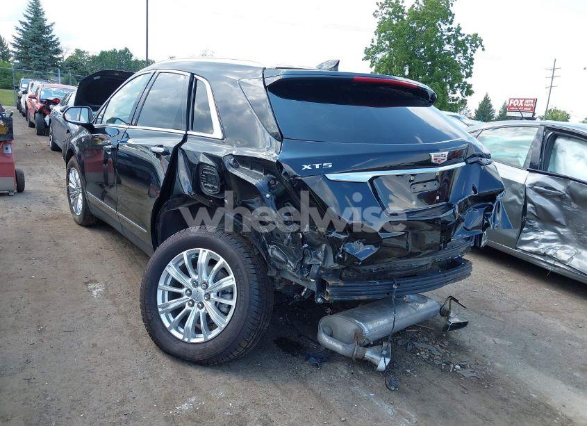 Photo 3 of 2017 Cadillac Xt5 STANDARD (VIN 1GYKNARS9HZ326806)