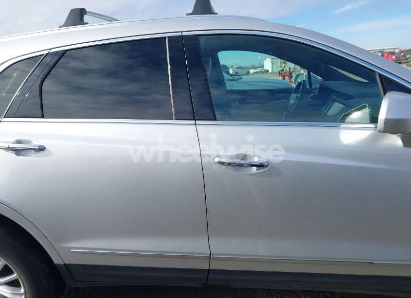 Photo 13 of 2019 Cadillac Xt5 STANDARD (VIN 1GYKNARS9KZ244873)