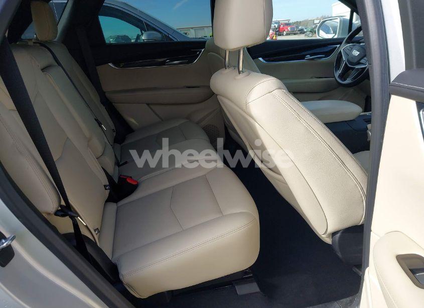 Photo 8 of 2019 Cadillac Xt5 STANDARD (VIN 1GYKNARS9KZ244873)