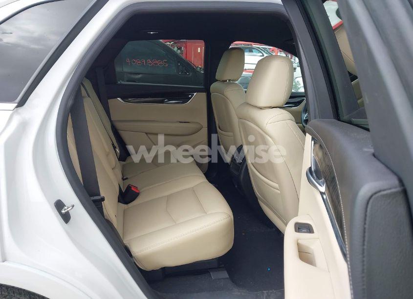 Photo 8 of 2017 Cadillac Xt5 STANDARD (VIN 1GYKNARSXHZ324675)