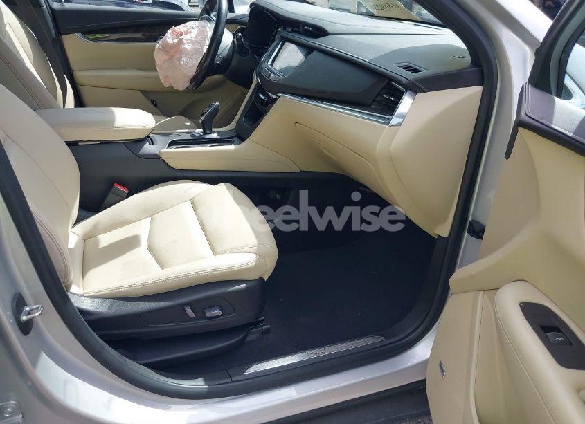 Photo 5 of 2019 Cadillac Xt5 STANDARD (VIN 1GYKNARSXKZ242727)