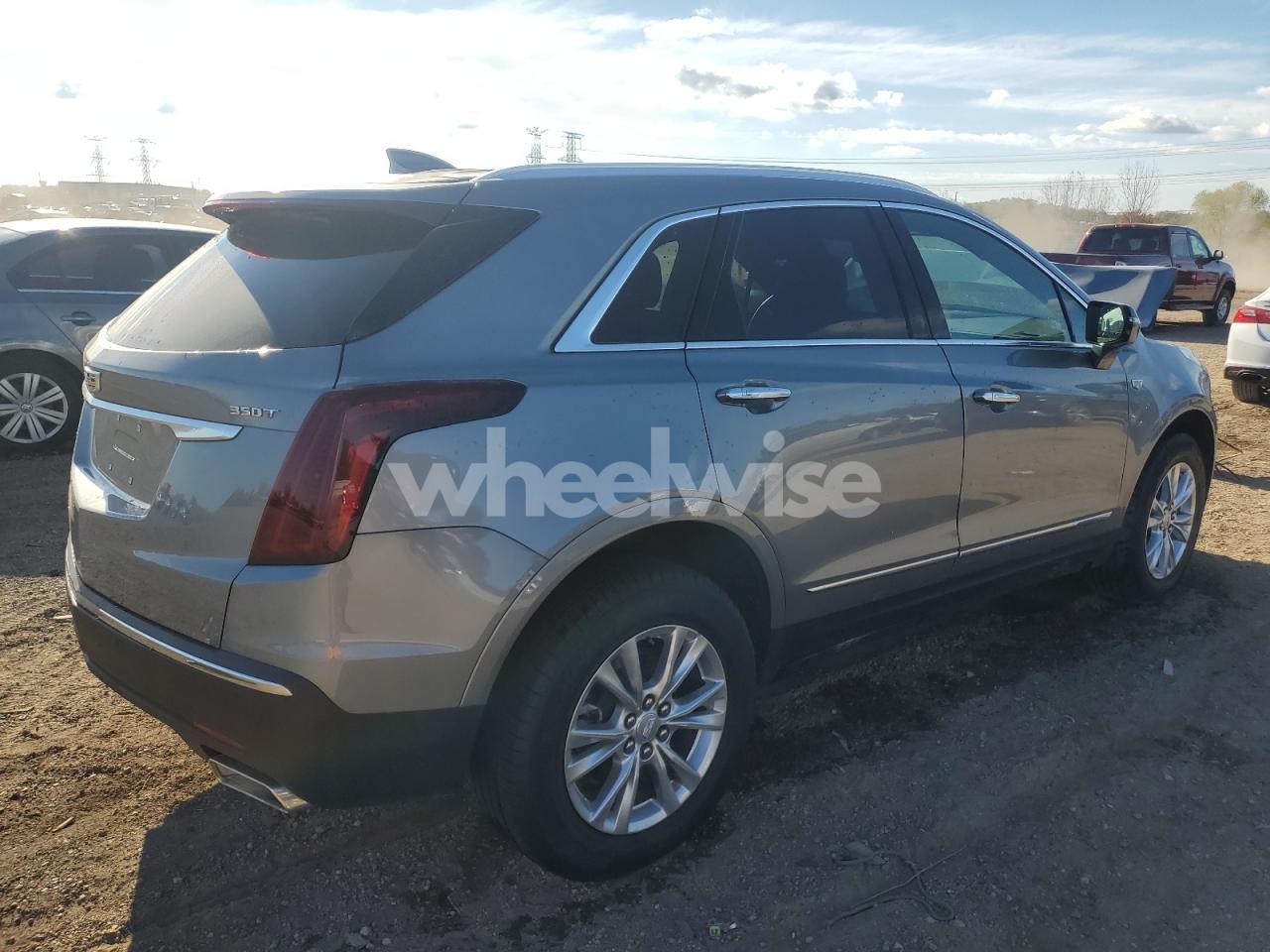 Photo 3 of 2024 CADILLAC XT5 LUXURY (VIN 1GYKNBR48RZ720547)