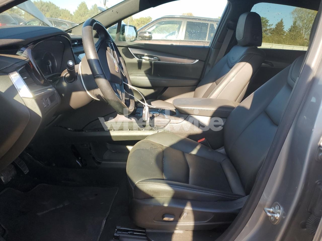 Photo 7 of 2024 CADILLAC XT5 LUXURY (VIN 1GYKNBR48RZ720547)