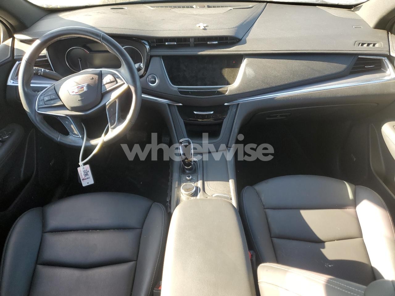 Photo 8 of 2024 CADILLAC XT5 LUXURY (VIN 1GYKNBR48RZ720547)