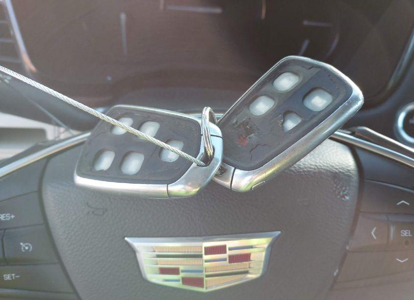 Photo 11 of 2017 Cadillac Xt5 LUXURY (VIN 1GYKNBRS0HZ105570)