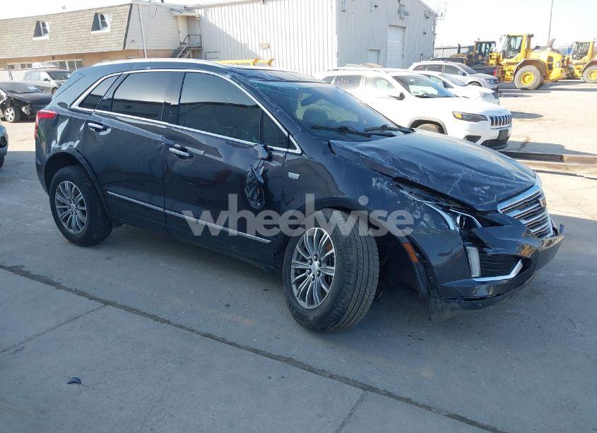 2017 Cadillac Xt5 LUXURY (VIN 1GYKNBRS0HZ105603) main photo