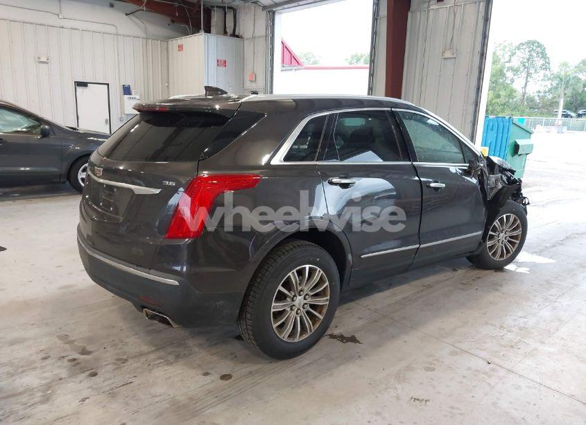 Photo 4 of 2017 Cadillac Xt5 LUXURY (VIN 1GYKNBRS0HZ115175)