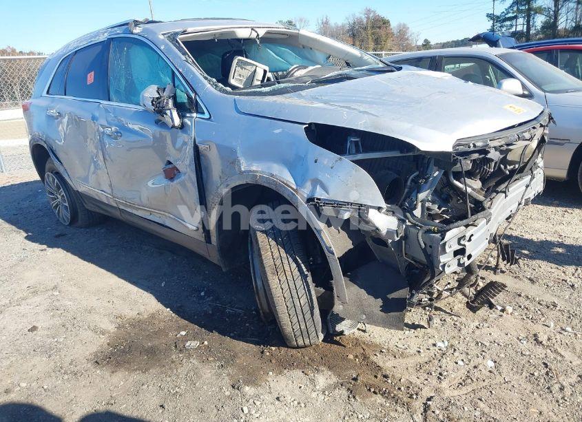 2017 Cadillac Xt5 LUXURY (VIN 1GYKNBRS1HZ125276) main photo