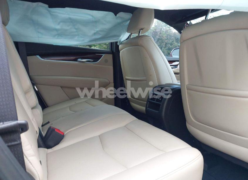 Photo 8 of 2017 Cadillac Xt5 LUXURY (VIN 1GYKNBRS1HZ200882)