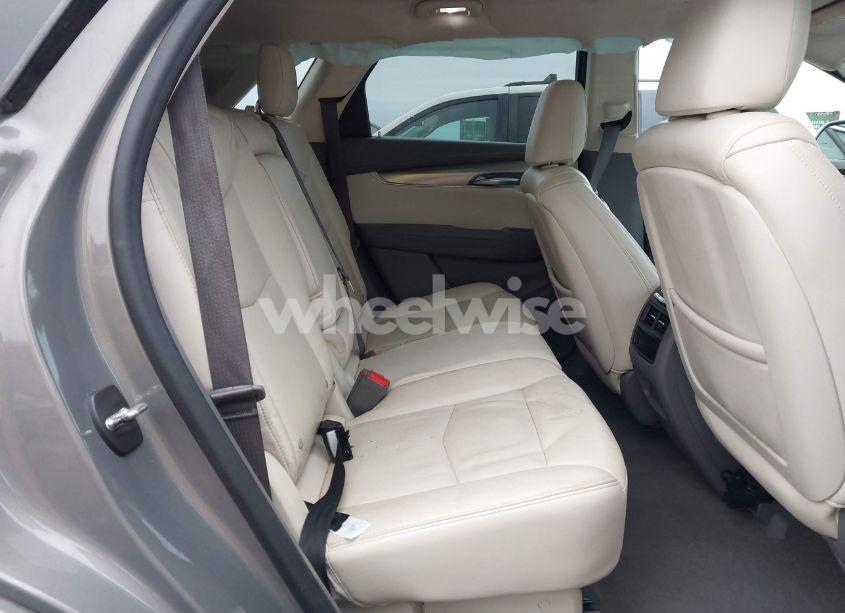 Photo 8 of 2017 Cadillac Xt5 LUXURY (VIN 1GYKNBRS2HZ321999)