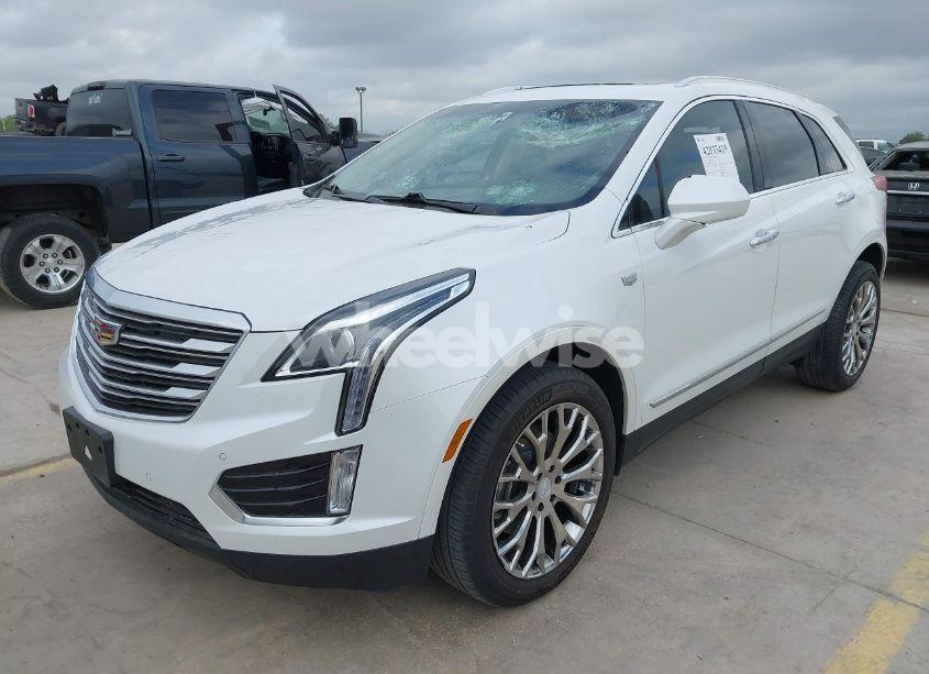 Photo 2 of 2017 Cadillac Xt5 LUXURY (VIN 1GYKNBRS3HZ195197)