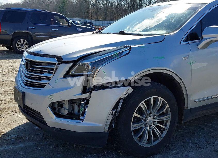 Photo 6 of 2017 Cadillac Xt5 LUXURY (VIN 1GYKNBRS3HZ245452)