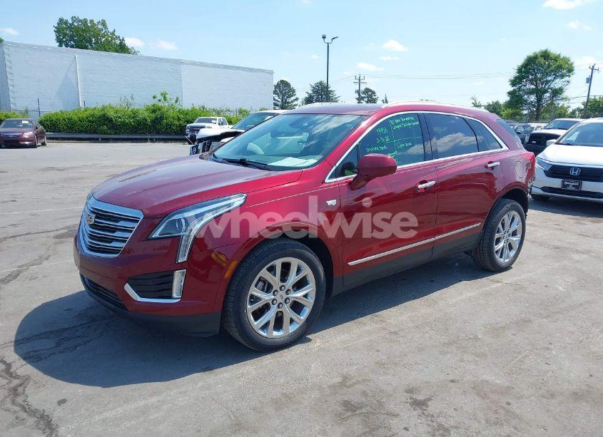 Photo 2 of 2017 Cadillac Xt5 LUXURY (VIN 1GYKNBRS3HZ293677)