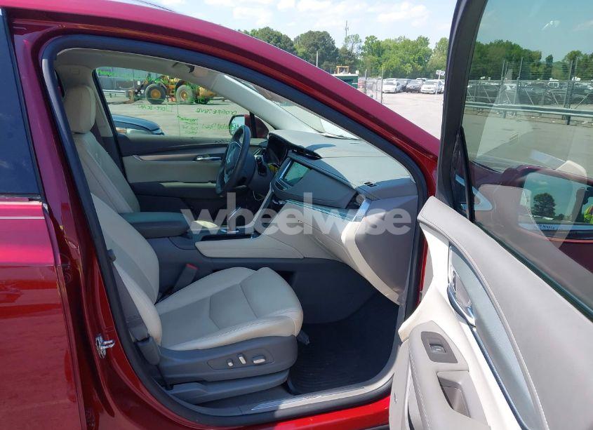 Photo 5 of 2017 Cadillac Xt5 LUXURY (VIN 1GYKNBRS3HZ293677)