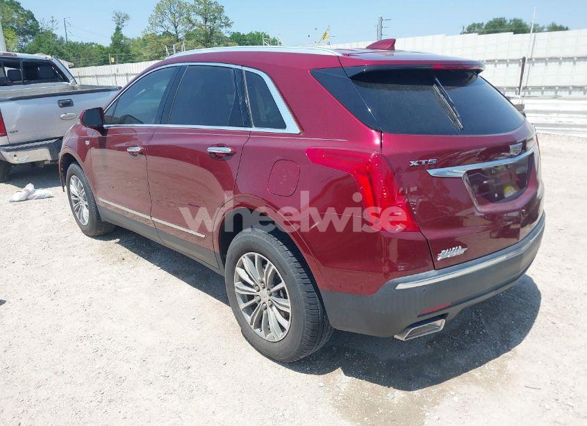 Photo 3 of 2017 Cadillac Xt5 LUXURY (VIN 1GYKNBRS4HZ157025)