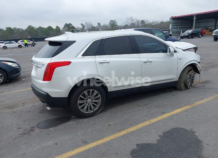 Photo 4 of 2017 Cadillac Xt5 LUXURY (VIN 1GYKNBRS4HZ197282)