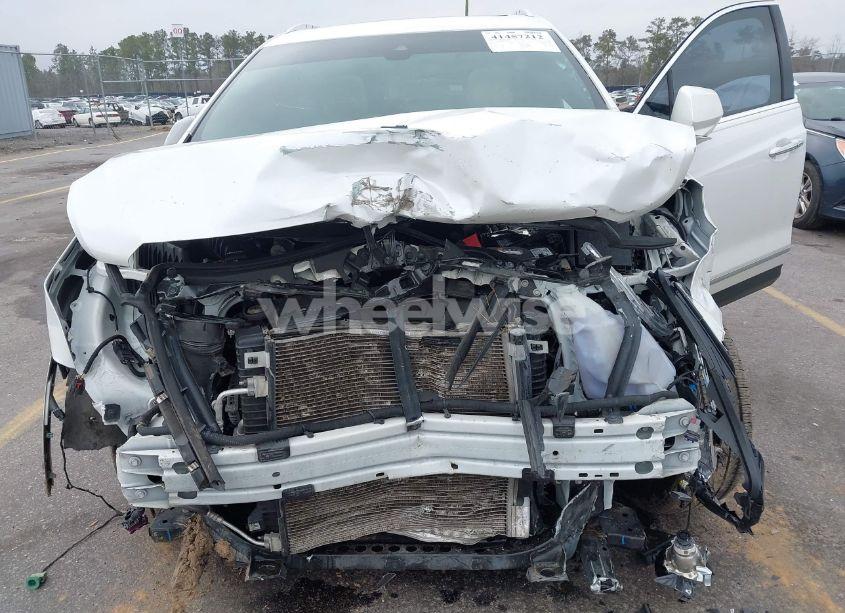 Photo 6 of 2017 Cadillac Xt5 LUXURY (VIN 1GYKNBRS4HZ197282)