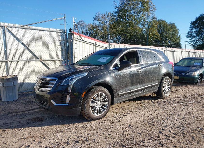 Photo 2 of 2017 Cadillac Xt5 LUXURY (VIN 1GYKNBRS4HZ319347)