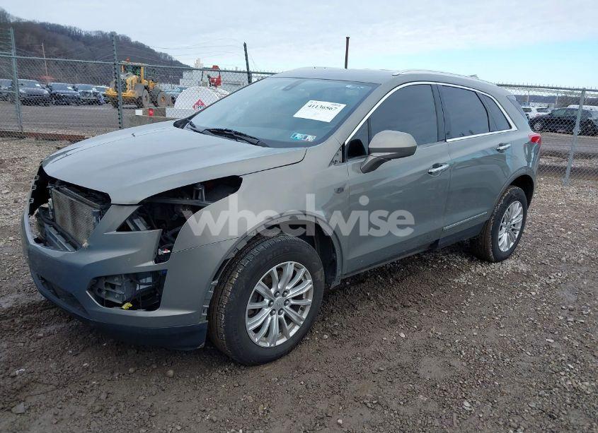 Photo 2 of 2018 Cadillac Xt5 STANDARD (VIN 1GYKNBRS6JZ175757)