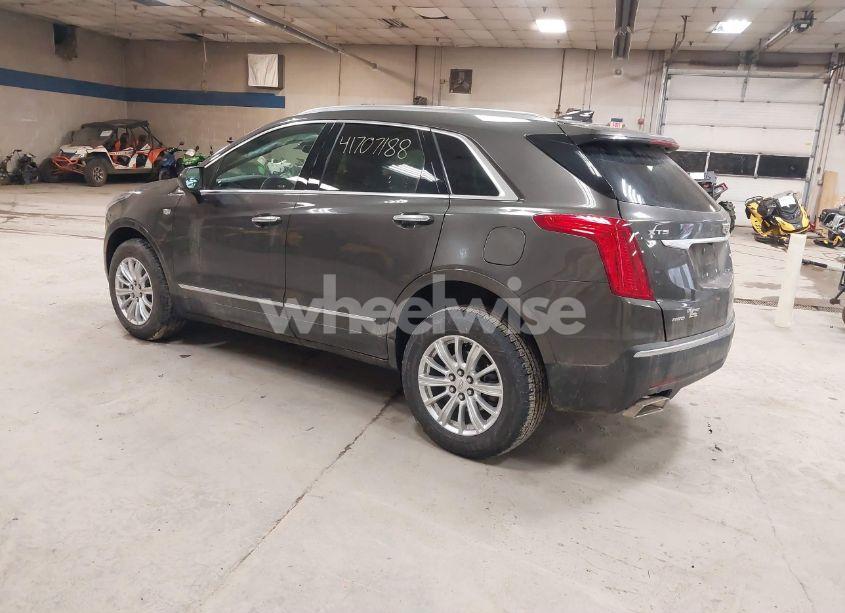 Photo 3 of 2019 Cadillac Xt5 STANDARD (VIN 1GYKNBRS6KZ199736)