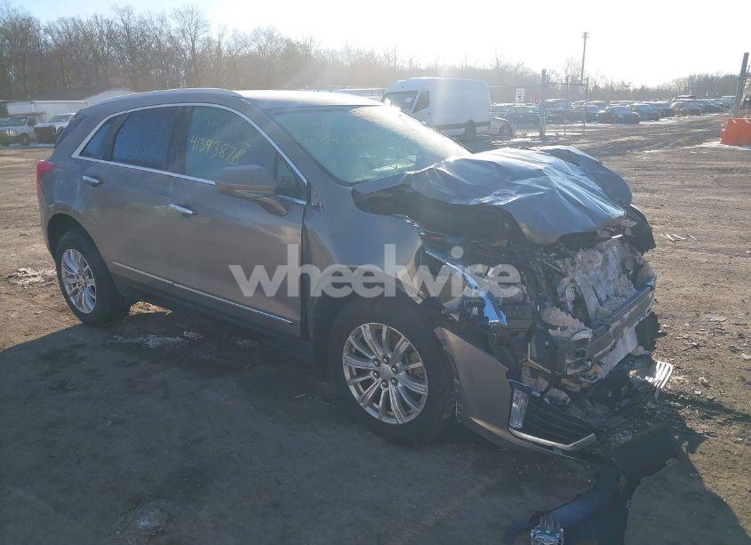 2019 Cadillac Xt5 STANDARD (VIN 1GYKNBRS6KZ235702) main photo