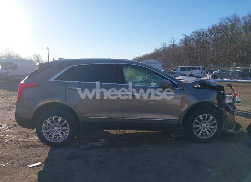 Photo 13 of 2019 Cadillac Xt5 STANDARD (VIN 1GYKNBRS6KZ235702)