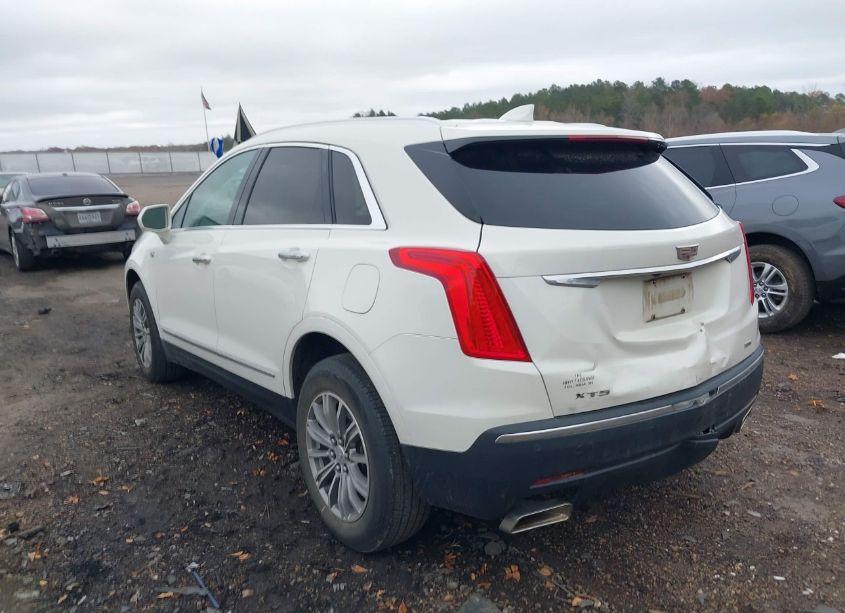 Photo 3 of 2017 Cadillac Xt5 LUXURY (VIN 1GYKNBRS7HZ136413)