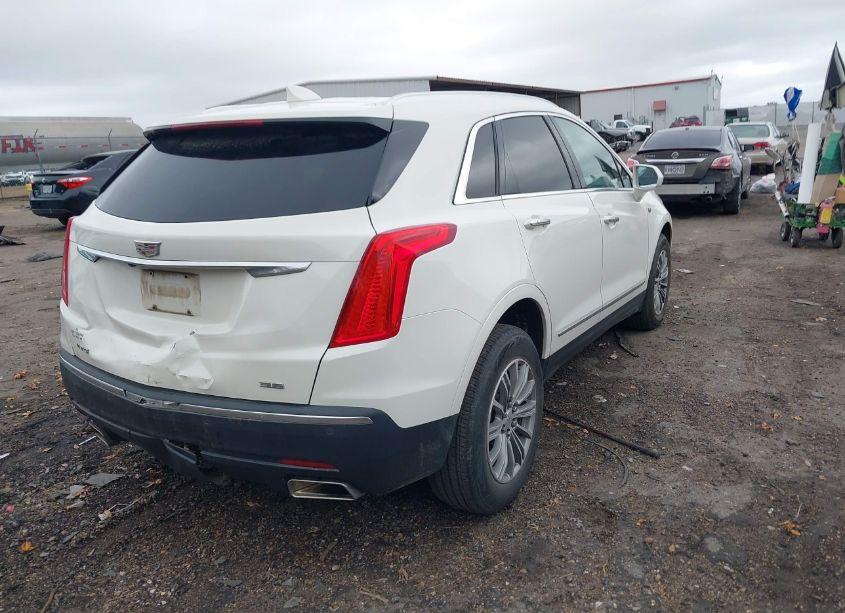 Photo 4 of 2017 Cadillac Xt5 LUXURY (VIN 1GYKNBRS7HZ136413)
