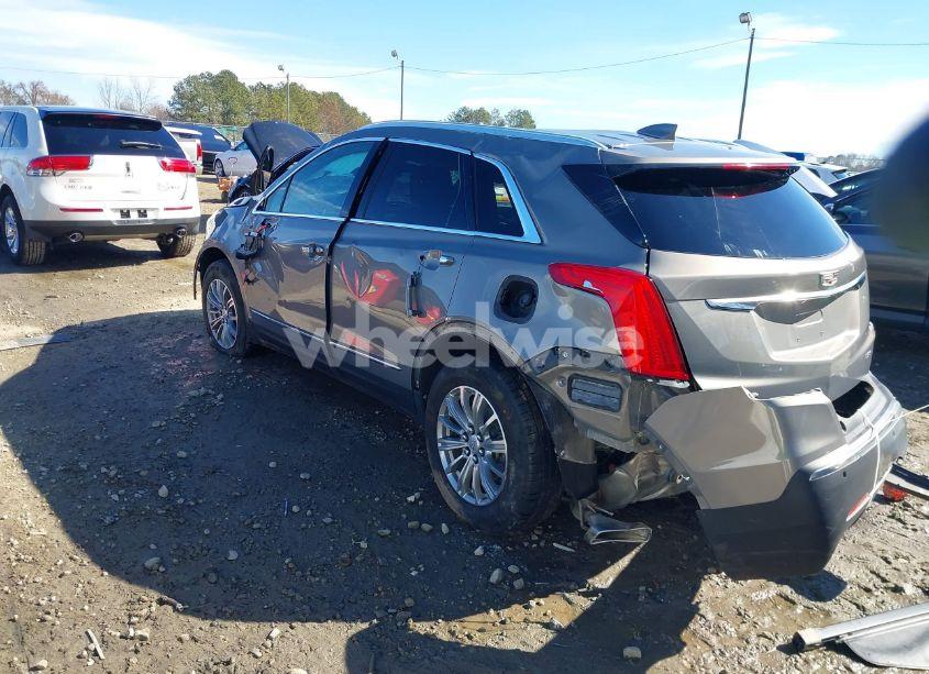 Photo 3 of 2017 Cadillac Xt5 LUXURY (VIN 1GYKNBRS7HZ288241)