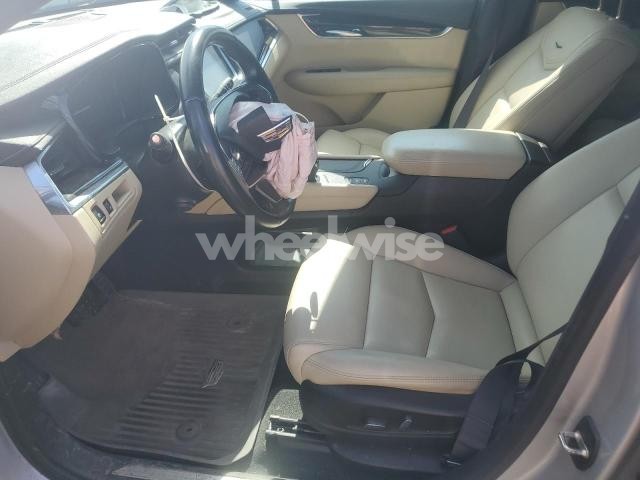 Photo 8 of 2019 CADILLAC XT5 (VIN 1GYKNBRS7KZ278896)
