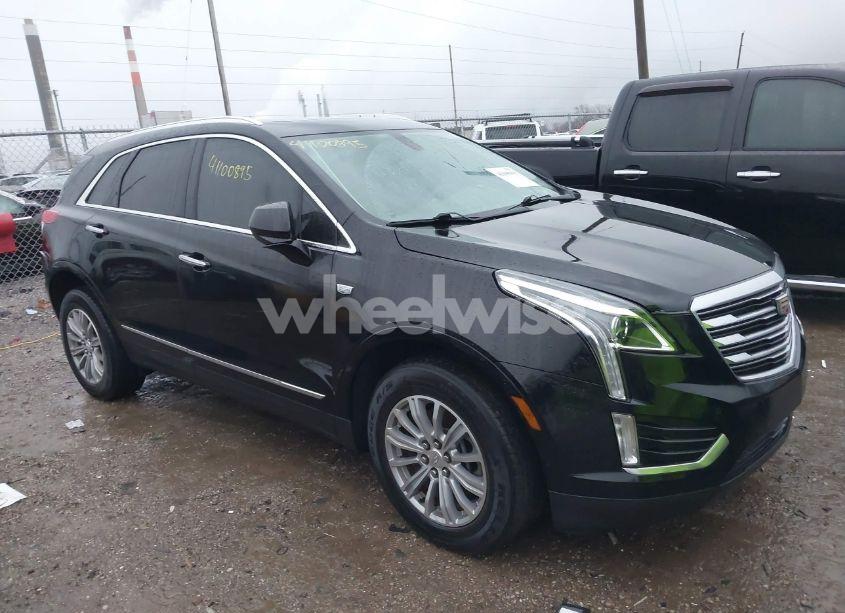 2017 Cadillac Xt5 LUXURY (VIN 1GYKNBRS8HZ163233) main photo