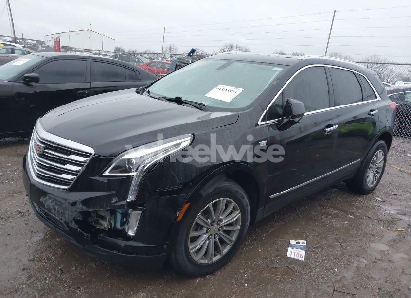 Photo 2 of 2017 Cadillac Xt5 LUXURY (VIN 1GYKNBRS8HZ163233)