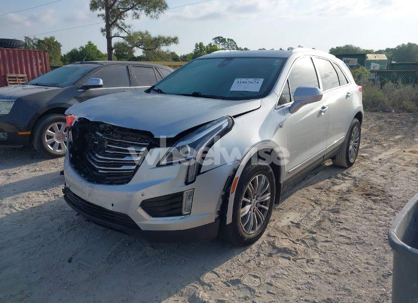 Photo 2 of 2017 Cadillac Xt5 LUXURY (VIN 1GYKNBRS8HZ205769)