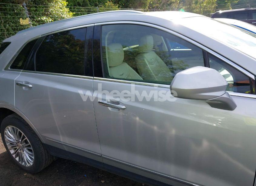 Photo 13 of 2017 Cadillac Xt5 LUXURY (VIN 1GYKNBRS8HZ265955)